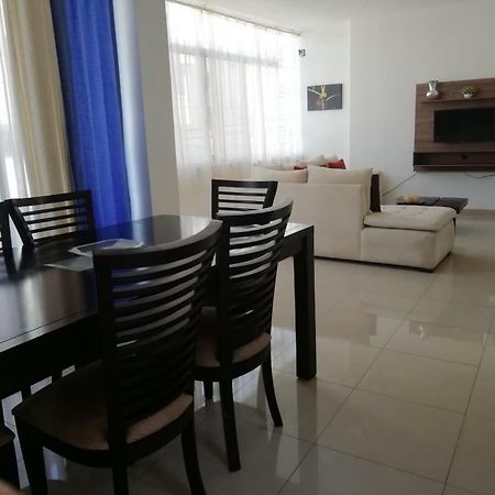 Апартаменты Departamento En El Centro De Манта Экстерьер фото