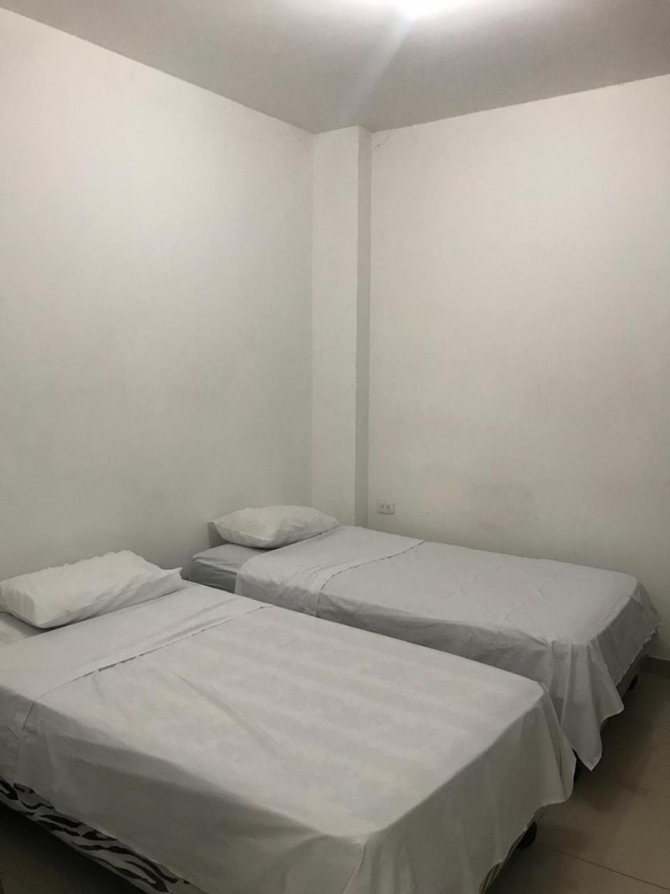 Апартаменты Departamento En El Centro De Манта Экстерьер фото